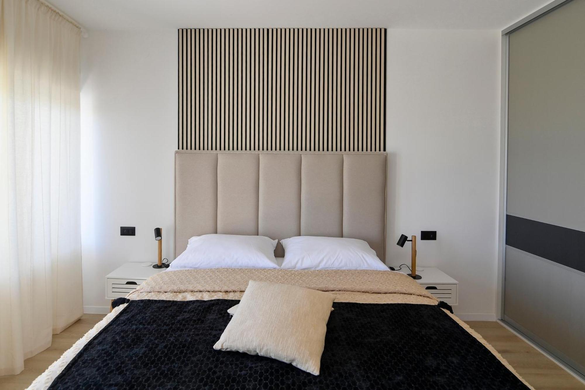 Apartma Vistamare