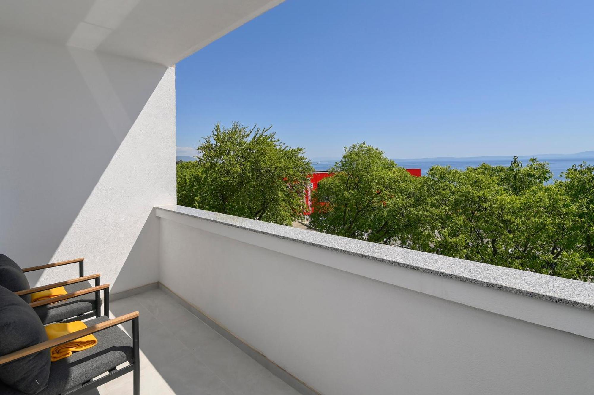 Apartma Vistamare
